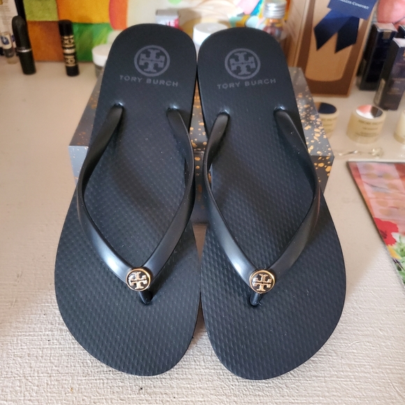 Tory Burch Shoes - Tory Burch Flip Flops 8 M